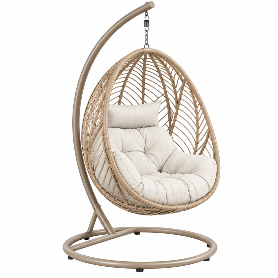 Fauteuil suspendu en métal et résine tressée beige, style bohème, dimensions 105x105x195 cm, conçu par Toravero.